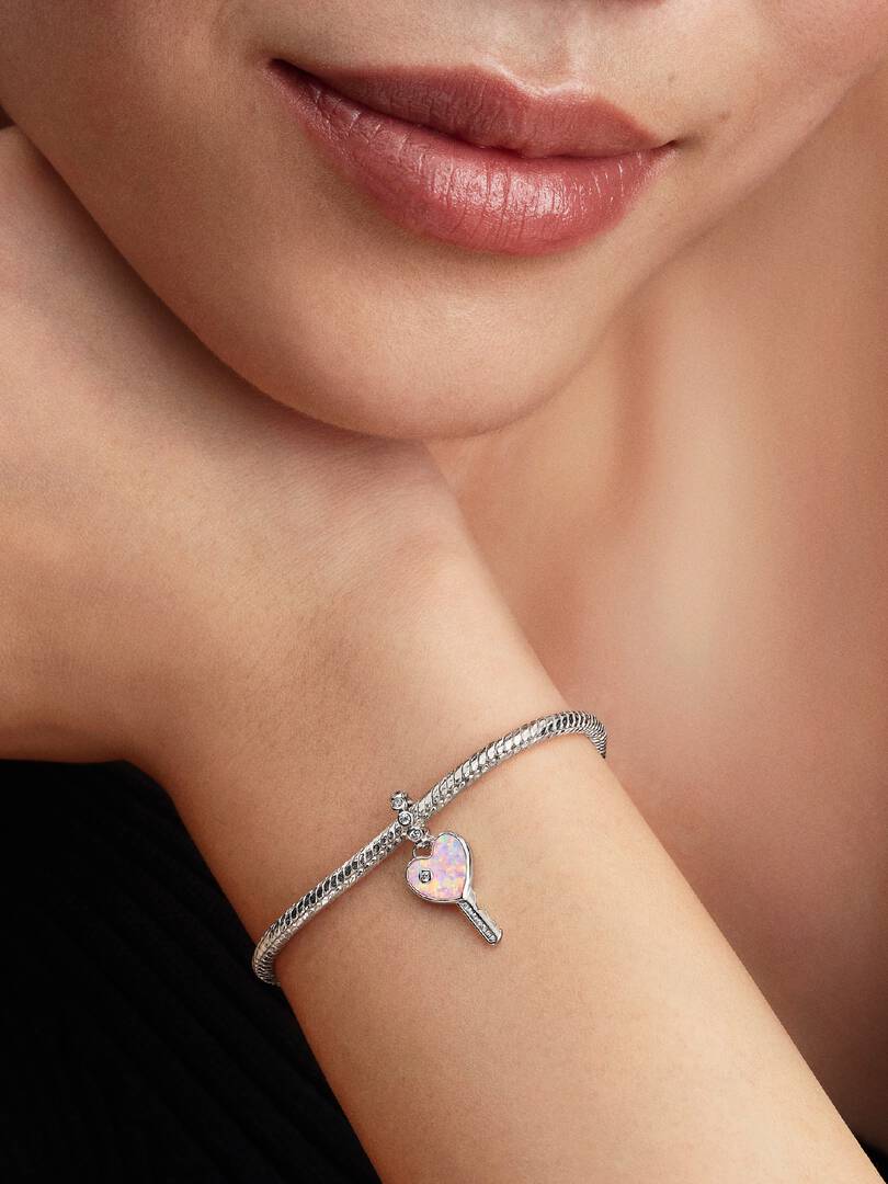 Pandora Charm Pendente Chiave a Cuore Opale Rosa  794427C01