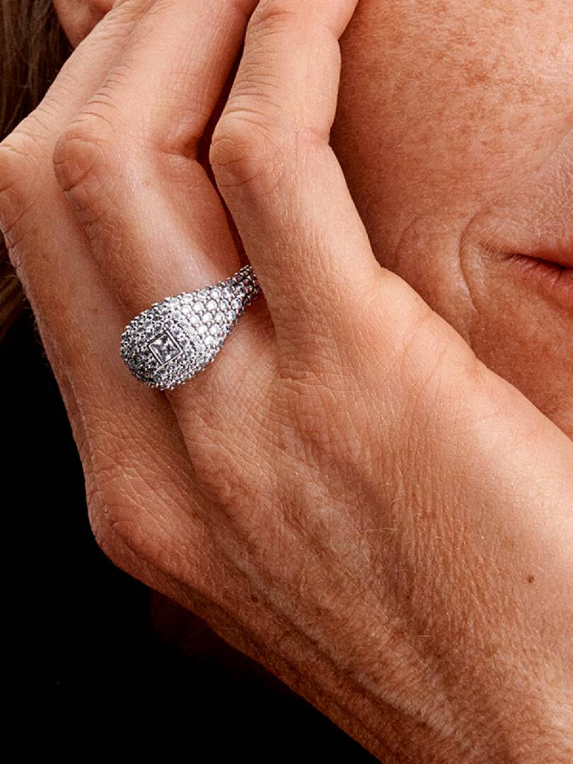 Pandora Anello Cocktail con Pavè 193556C01