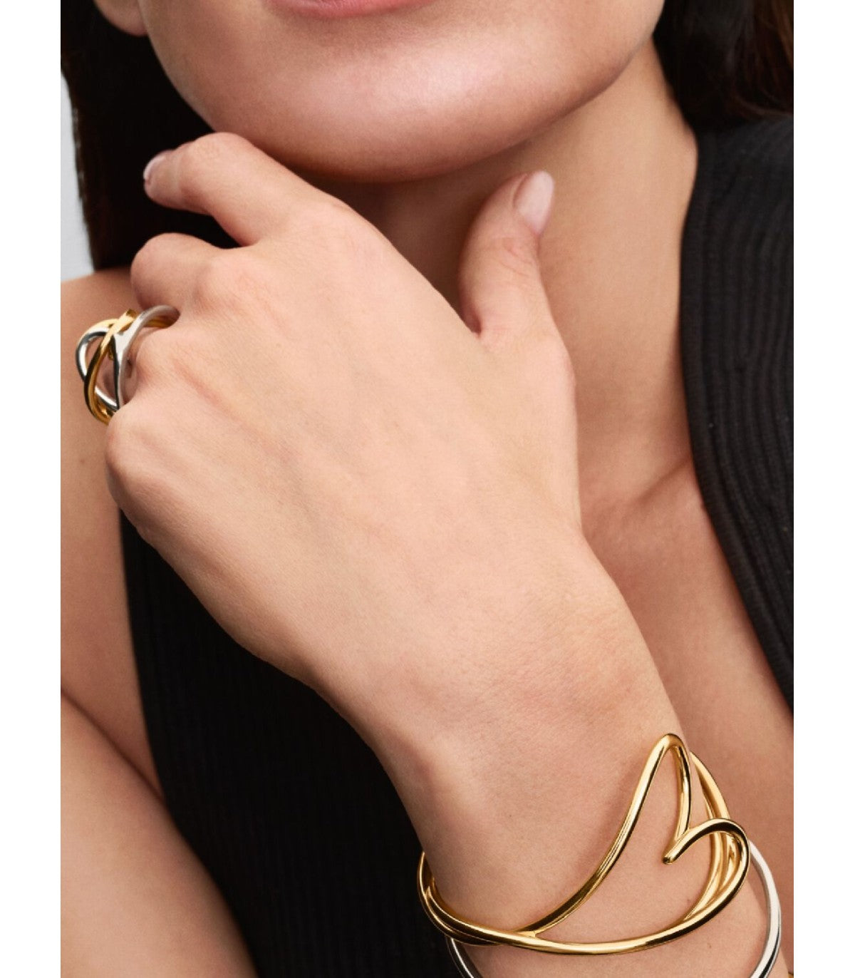 Bracciale Pandora Aperto Cuore Linea Sinuosa 563808C00